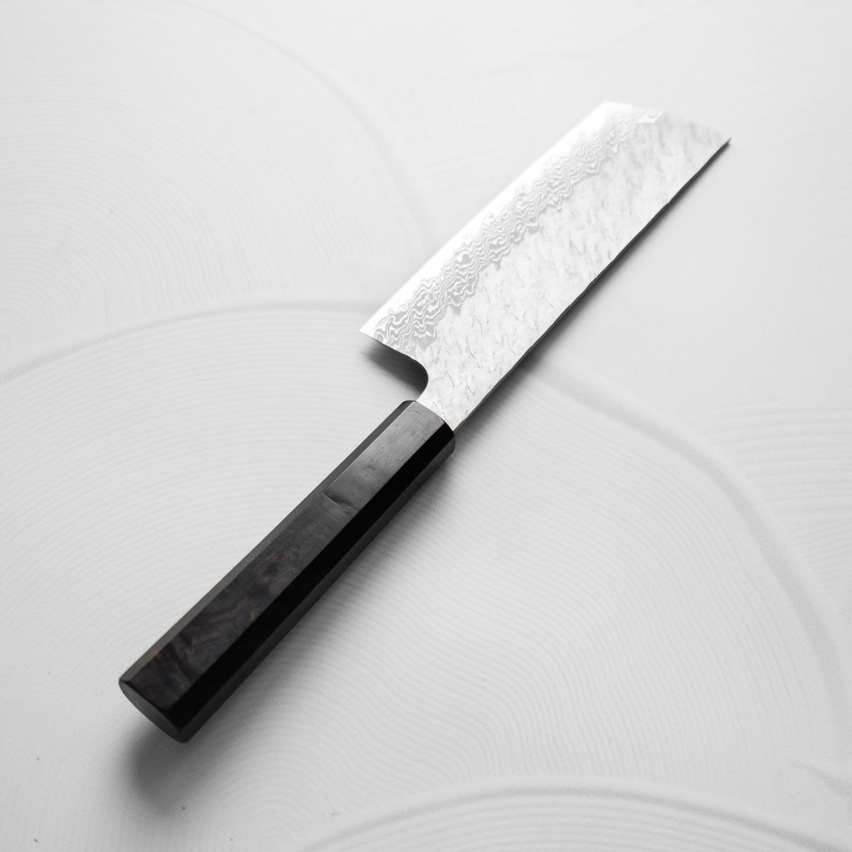 Nigara Hamono VG10 Tsuchime Damascus Nakiri 165mm