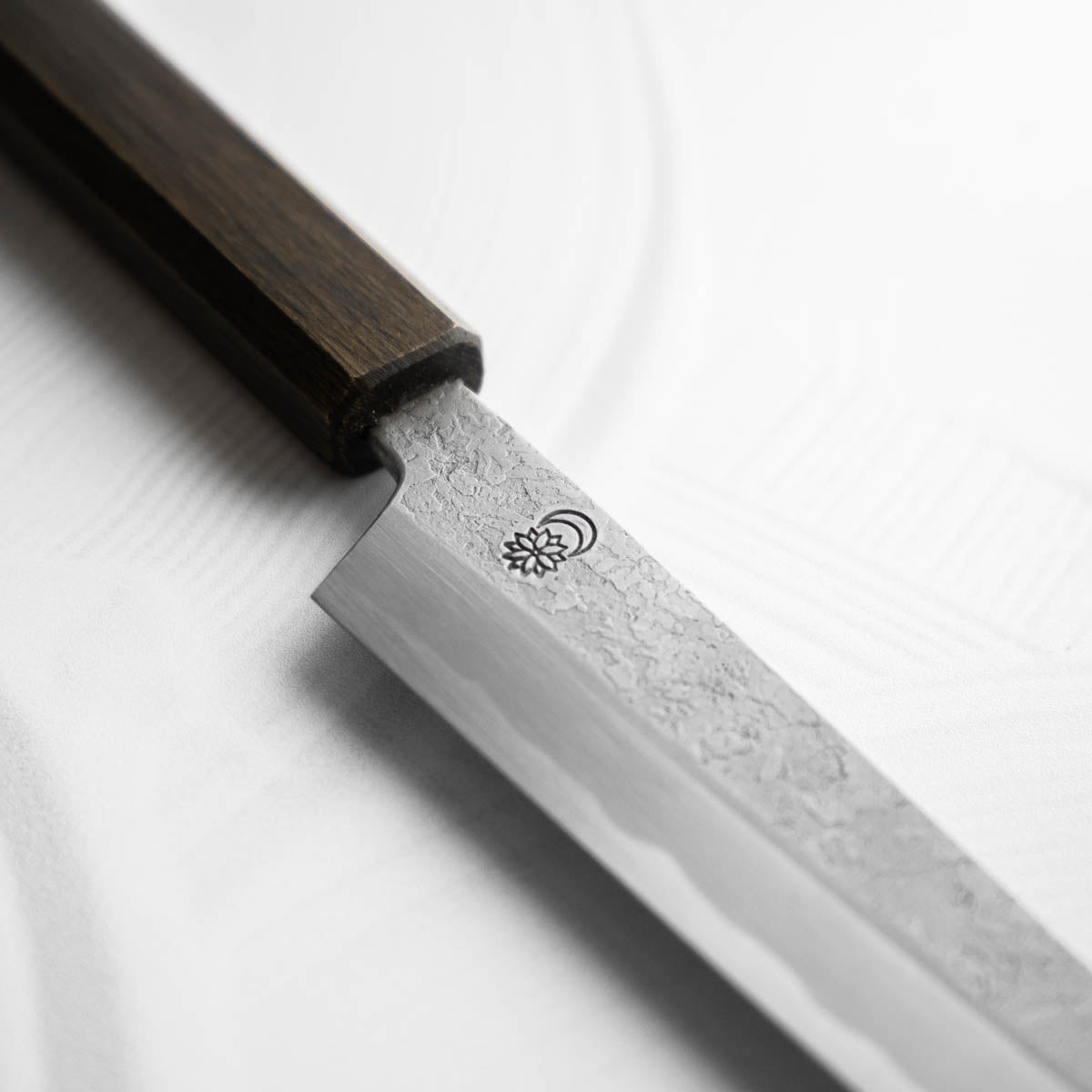 Sakai Kikumori "Kikuzuki Rin" Kiritsuke Petty 135mm
