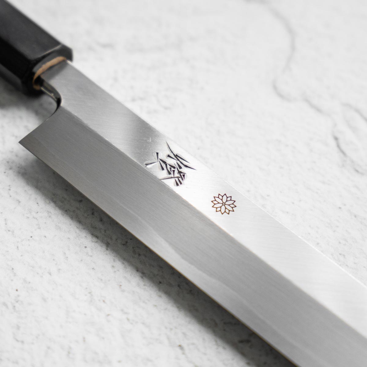 Sakai Kikumori Tomoshibi Yanagiba 240mm - view 5