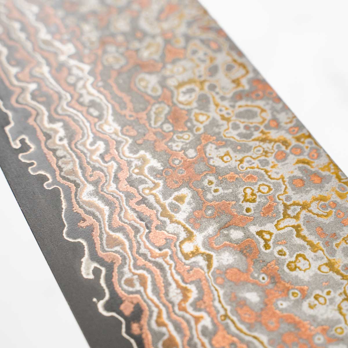 Takeshi Saji VG10-W Nashiji Rainbow Damascus Nakiri - Dark Carbon Fibre
