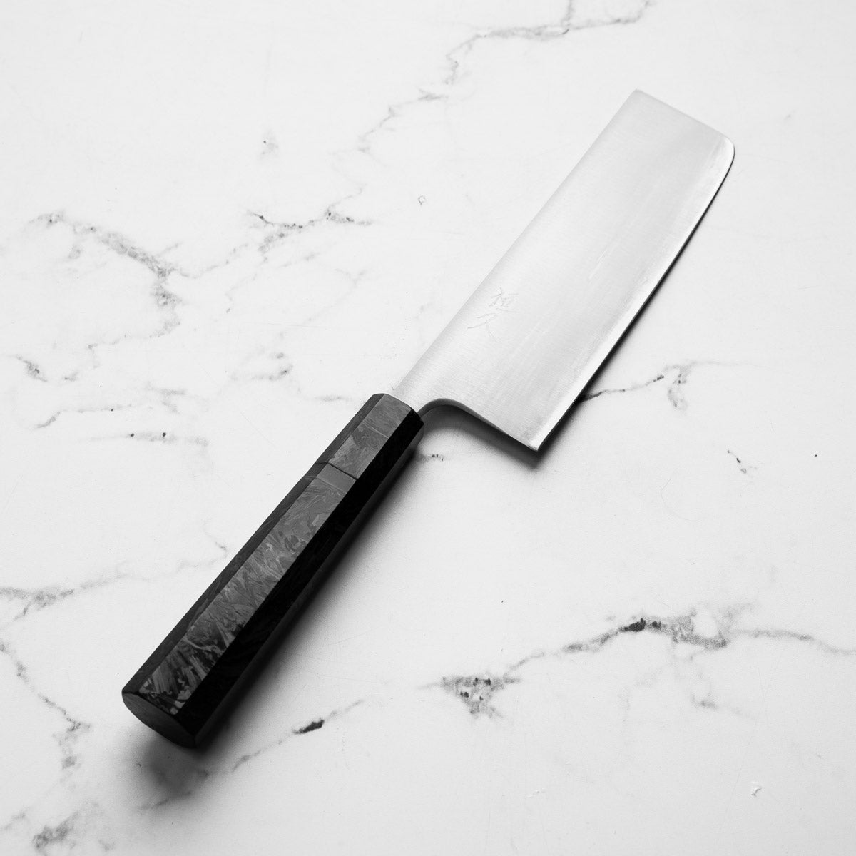 Tsunehisa Migaki Blue Super Nakiri 160mm - Dark Carbon Fibre