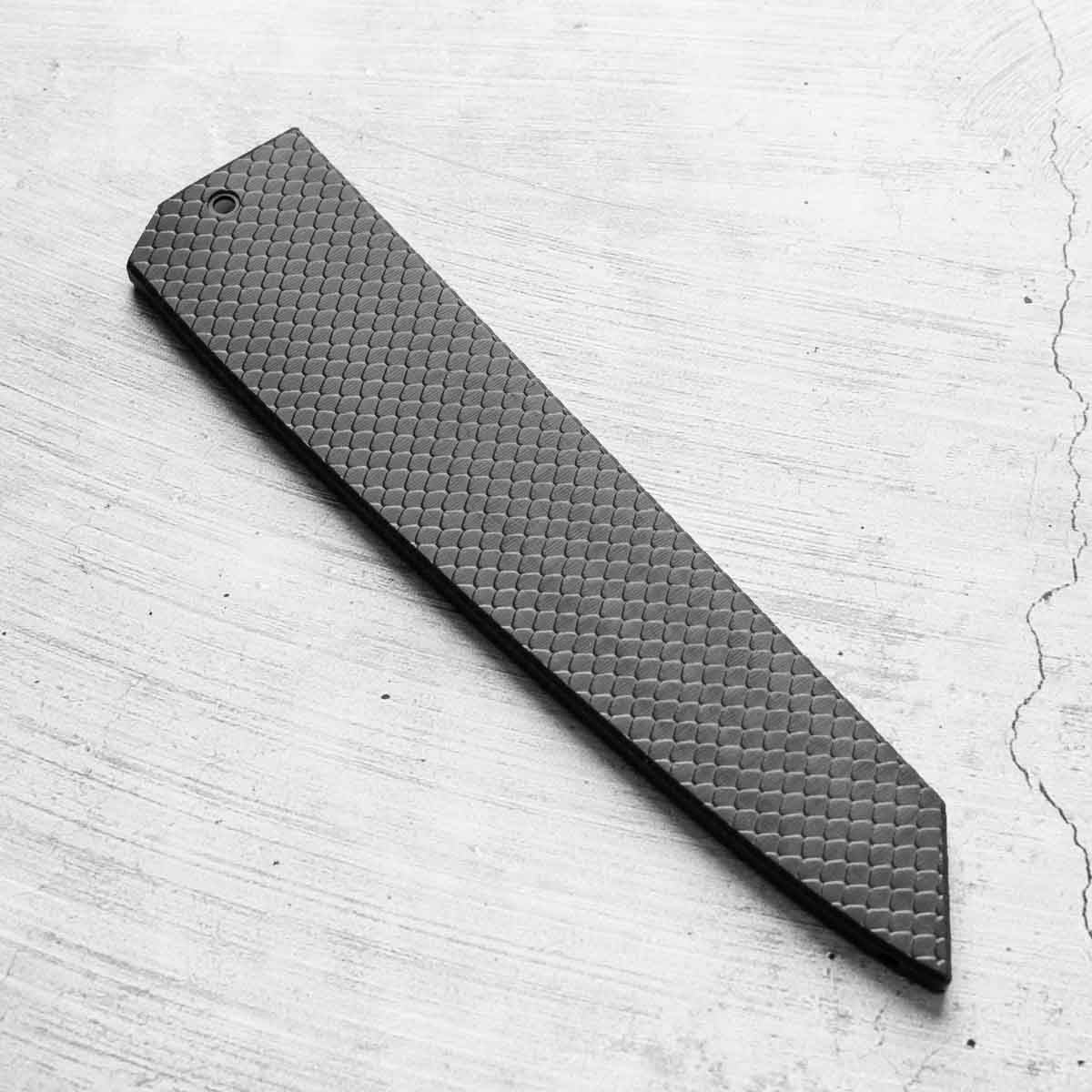 Hatsukokoro Hikari SLD Kiritsuke 205mm - Fitted Saya - Scales