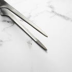 Gestura Petite Stando Tweezer - Gunmetal
