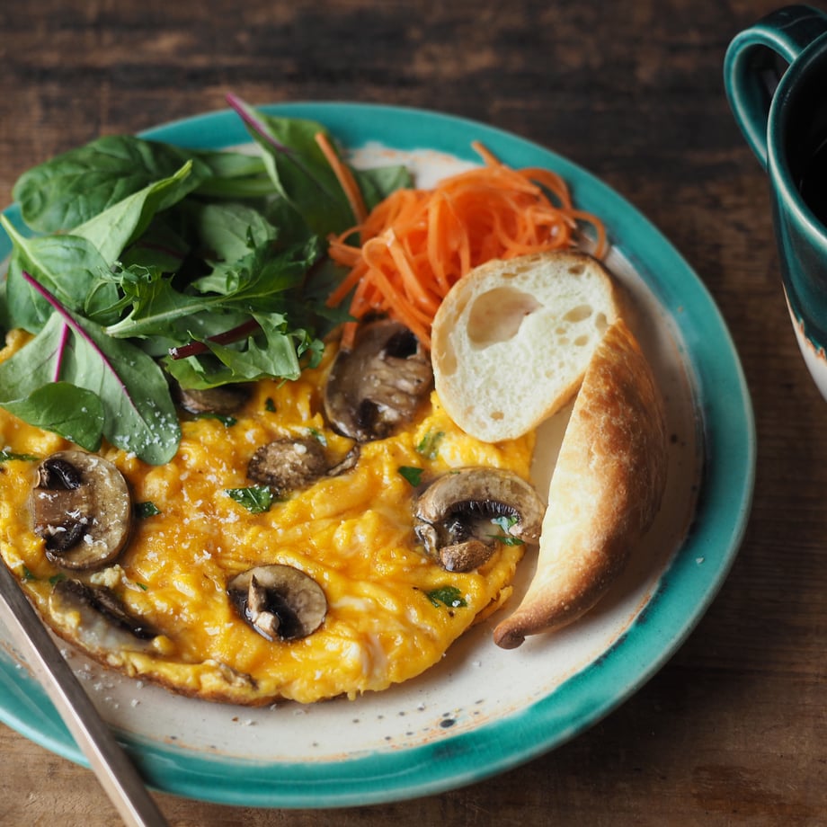 Bread & Rice Glossy Glaze Large Plate - Turkey Blue